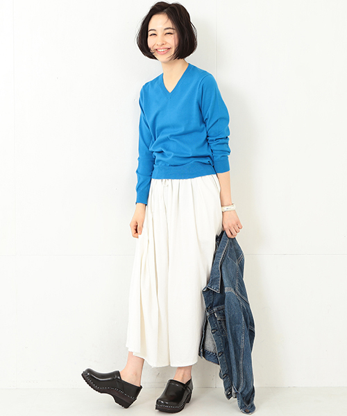 BEAMS BOY（ビームスボーイ）の「○BEAMS BOY / 14ゲージ BB刺繍 Vネック（ニット/セーター・レディース・ホワイト/グレー/レッド/イエロー/ライトブルー/ネイビー・ONE SIZE）」の19枚目の写真