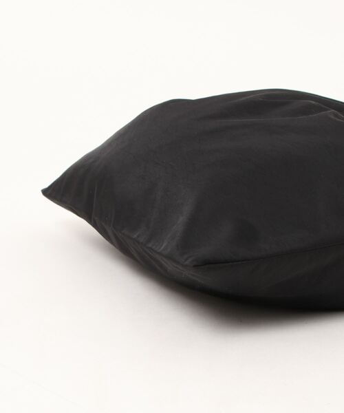 salle de bal（サルデバル）の「ihana / イハナ リバーシブル 巾着 ショルダー バッグ 1162005G BUR（ショルダーバッグ・レディース・ベージュ/ネイビー/グレー/ナチュラル/ブルー系その他/チャコール・FREE）」の8枚目の写真