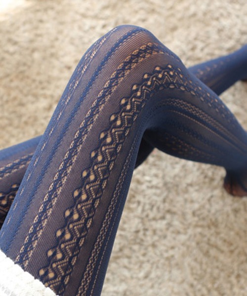 Lace Ladies(レースレディース)の「ラッセルレースタイツ(タイツ/ストッキング・レディース・ネイビー/グレー/ホワイト/ブラック・FREE)」の12枚目の写真