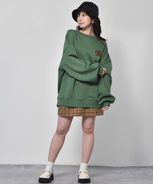 ems excite（エムズエキサイト）の「起毛ロゴトレーナー（スウェット・レディース・ピンク/グリーン/オフホワイト・FREE）」の12枚目の写真