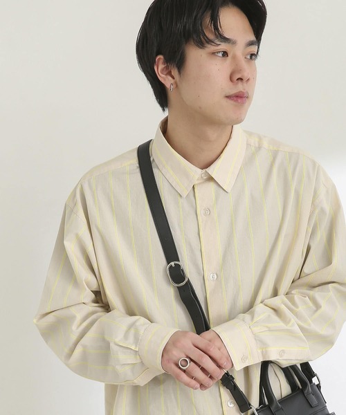 SENSE OF PLACE by URBAN RESEARCH（センスオブプレイスバイアーバンリサーチ）の「ストライプタイプライタールーズシャツB（シャツ/ブラウス・メンズ・ネイビー/イエロー/グリーン・MEDIUM/LARGE）」の4枚目の写真