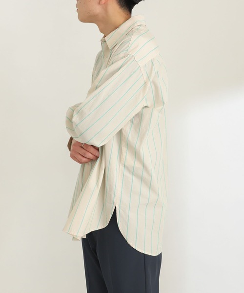SENSE OF PLACE by URBAN RESEARCH（センスオブプレイスバイアーバンリサーチ）の「ストライプタイプライタールーズシャツB（シャツ/ブラウス・メンズ・ネイビー/イエロー/グリーン・MEDIUM/LARGE）」の10枚目の写真