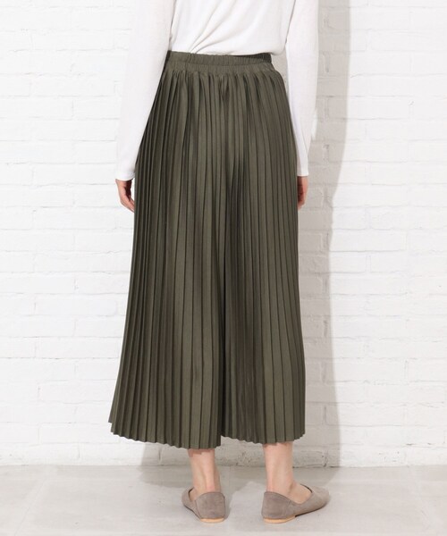 Cutie Blonde（キューティーブロンド）の「◆【楽ちん/体型カバー/低身長〇】すそくるっ！プリーツスカンツ（その他パンツ・レディース・グリーン/カーキ/ベージュ/チャコールグレー・01/04/02/03）」の21枚目の写真