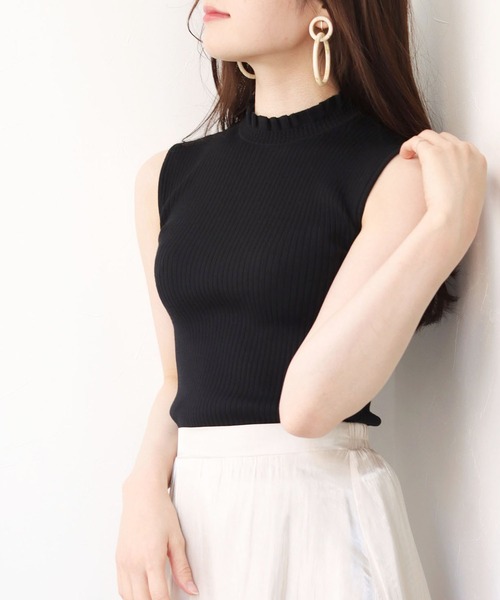 HER CLOSET（ハークローゼット）の「【twenty three】シャーリングプチハイネックリブニットノースリーブトップス（ニット/セーター・レディース・ブラック/グリーン/アイボリー/モカ・FREE）」の3枚目の写真