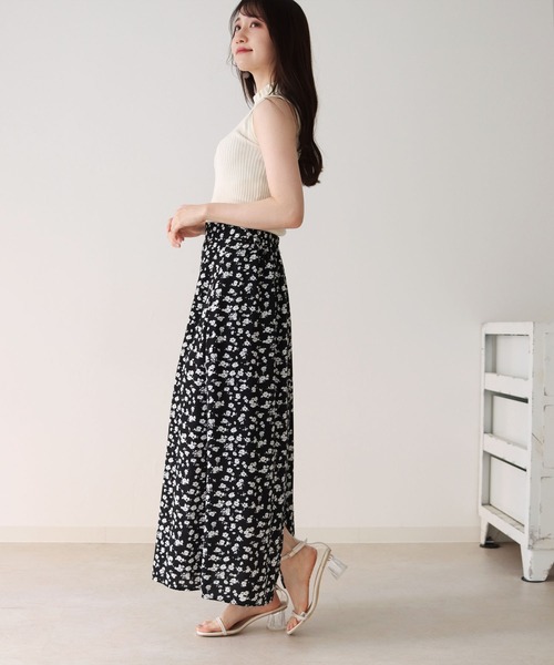 HER CLOSET（ハークローゼット）の「【twenty three】シャーリングプチハイネックリブニットノースリーブトップス（ニット/セーター・レディース・ブラック/グリーン/アイボリー/モカ・FREE）」の17枚目の写真