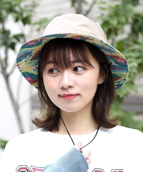 チチカカ(チチカカ)の「グラフィカルリバーシブルハット(ハット・レディース・ブラック/カーキ/キャメル・FREE)」の3枚目の写真