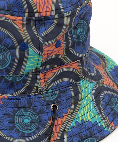 チチカカ(チチカカ)の「グラフィカルリバーシブルハット(ハット・レディース・ブラック/カーキ/キャメル・FREE)」の20枚目の写真