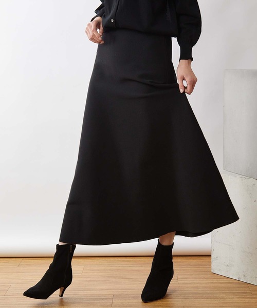 OUVRAGE CLASSE（ウヴラージュクラス）の「ニットロングフレアースカート（スカート・レディース・ブラック/グレイッシュベージュ・FREE）」の12枚目の写真
