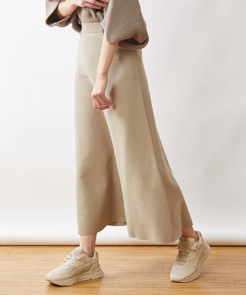 OUVRAGE CLASSE（ウヴラージュクラス）の「ニットロングフレアースカート（スカート・レディース・ブラック/グレイッシュベージュ・FREE）」の22枚目の写真