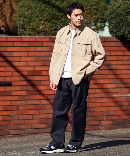 B.C STOCK(ベーセーストック)の「ウィルスガイガー 別注 シャツ(シャツ/ブラウス・メンズ・ベージュ/カーキ・MEDIUM/LARGE)」の4枚目の写真
