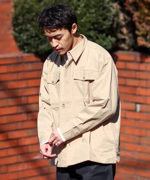 B.C STOCK(ベーセーストック)の「ウィルスガイガー 別注 シャツ(シャツ/ブラウス・メンズ・ベージュ/カーキ・MEDIUM/LARGE)」の5枚目の写真