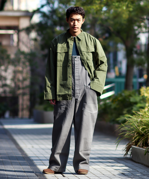 B.C STOCK(ベーセーストック)の「ウィルスガイガー 別注 シャツ(シャツ/ブラウス・メンズ・ベージュ/カーキ・MEDIUM/LARGE)」の7枚目の写真