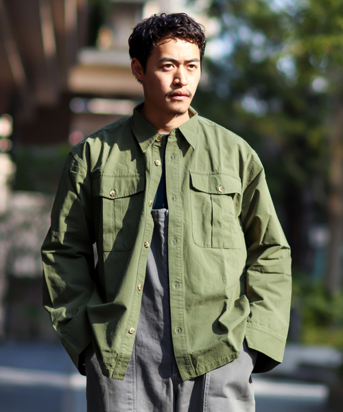 B.C STOCK(ベーセーストック)の「ウィルスガイガー 別注 シャツ(シャツ/ブラウス・メンズ・ベージュ/カーキ・MEDIUM/LARGE)」の8枚目の写真