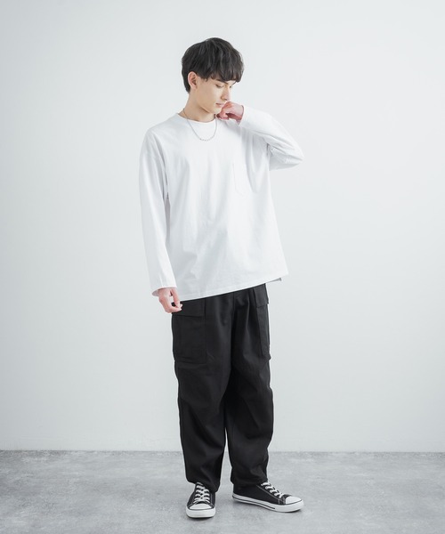 Rocky Monroe(ロッキーモンロー)の「オーバーサイズ ヘビーウェイト 無地/配色ステッチポケット付きビッグロングTシャツ(Tシャツ/カットソー・メンズ・ホワイト/ベージュ/ブラック/カーキ/ホワイト×ブラック/ブラック×ホワイト/ベージュ×ブラック/カーキ系・LL/M/L/MEDIUM/LARGE/X-LARGE)」の16枚目の写真