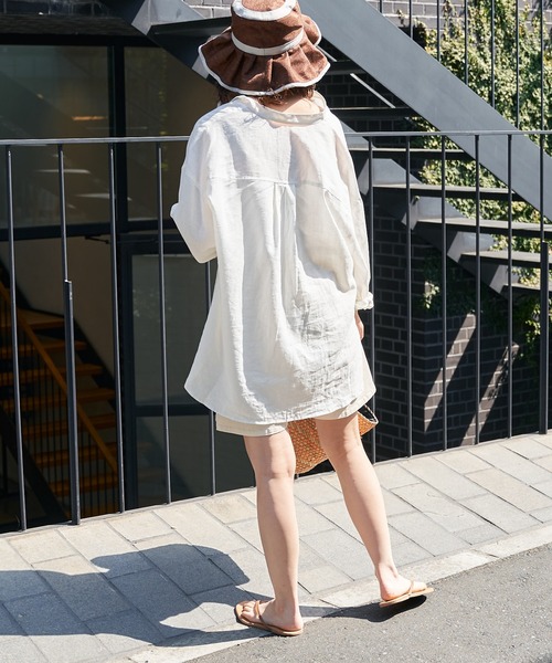 CIAOPANIC TYPY（チャオパニックティピー）の「▽OSOROウォッシャブルリネンバンドカラーシャツ（シャツ/ブラウス・レディース・ライトグレー/ピンク/ブルー/ベージュ/ホワイト/チャコールグレー/ネイビー/サックスブルー/ブラウン/ブラック/グリーン/バイオレット・ONE SIZE）」の15枚目の写真
