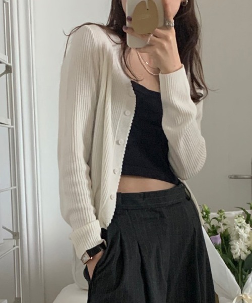 AMOUR BOX(アムールボックス)の「薄手リブニットカーディガン(カーディガン/ボレロ・レディース・ブラック/ホワイト/ブルー/グレー・SMALL/MEDIUM)」の11枚目の写真