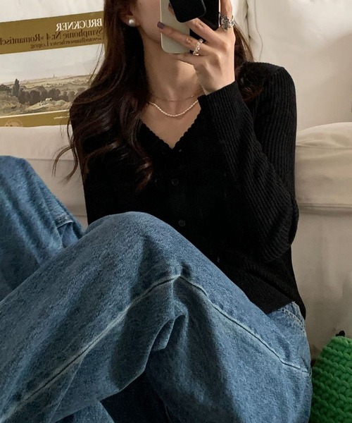 AMOUR BOX(アムールボックス)の「薄手リブニットカーディガン(カーディガン/ボレロ・レディース・ブラック/ホワイト/ブルー/グレー・SMALL/MEDIUM)」の12枚目の写真