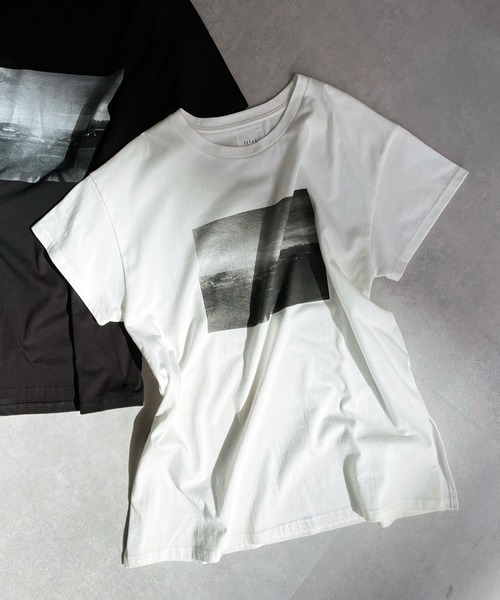 DouDou(ドゥドゥ)の「【AgAwd/アガウド】フォトTEE(Tシャツ/カットソー・レディース・ブラック/ホワイト・FREE)」の5枚目の写真