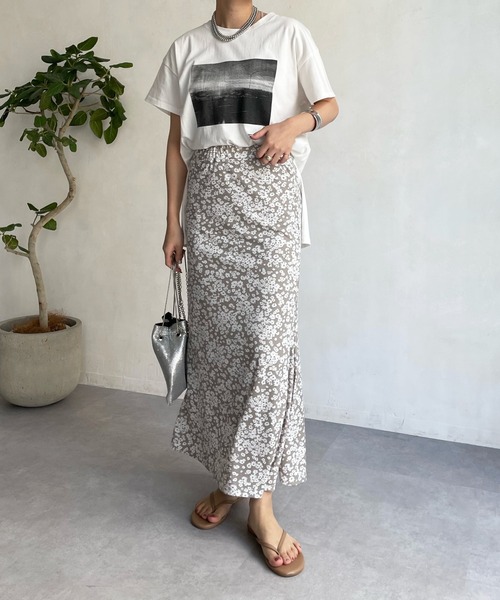 DouDou(ドゥドゥ)の「【AgAwd/アガウド】フォトTEE(Tシャツ/カットソー・レディース・ブラック/ホワイト・FREE)」の10枚目の写真