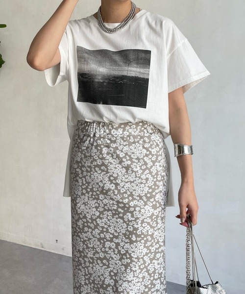 DouDou(ドゥドゥ)の「【AgAwd/アガウド】フォトTEE(Tシャツ/カットソー・レディース・ブラック/ホワイト・FREE)」の22枚目の写真