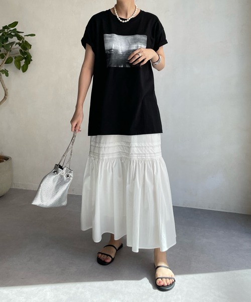 DouDou(ドゥドゥ)の「【AgAwd/アガウド】フォトTEE(Tシャツ/カットソー・レディース・ブラック/ホワイト・FREE)」の11枚目の写真