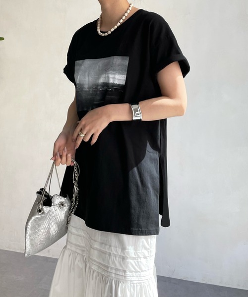 DouDou(ドゥドゥ)の「【AgAwd/アガウド】フォトTEE(Tシャツ/カットソー・レディース・ブラック/ホワイト・FREE)」の12枚目の写真