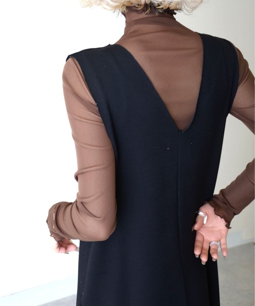 ibeul_（イベール）の「シアーチュール ハイネック トップス（Tシャツ/カットソー・レディース・ブラック/ブラウン/グレー/アイボリー/ホワイト/グリーン/ベージュ・FREE）」の12枚目の写真