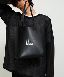 バッグ KEI FEKETE（フェケテ）の「FEKETE KEI SHOP BAG (BLACK) -Graphic by KEI