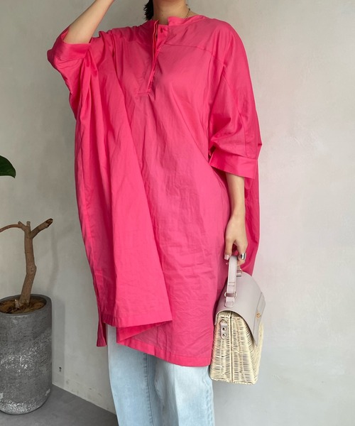 DouDou（ドゥドゥ）の「【WEB限定】バックギャザーオーバーシャツ（シャツ/ブラウス・レディース・オフホワイト/ピンク/オレンジ・FREE）」の3枚目の写真