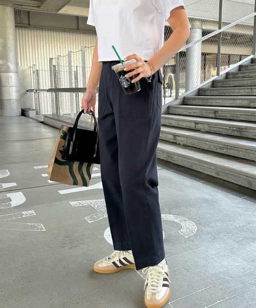 andme（アンドミー）の「コットンセンタープレスベイカーパンツ（その他パンツ・レディース・ブラック/ベージュ/ネイビー/カーキ/ホワイト/チャコールグレー/キナリ/ブラウン・S/M/L）」の15枚目の写真