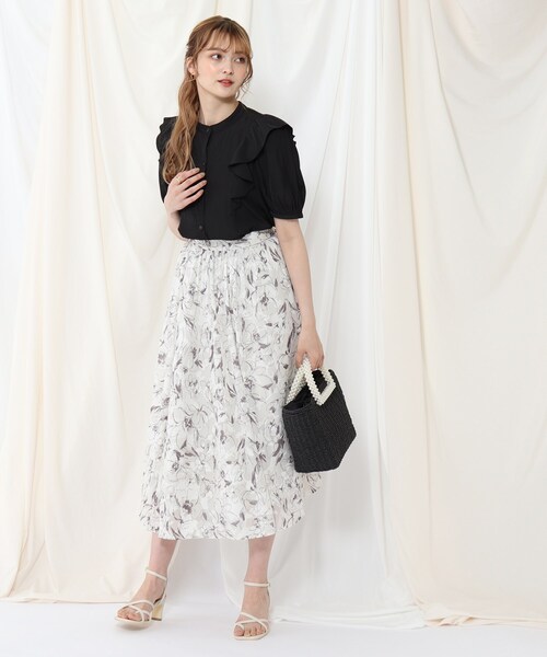 couture brooch（クチュールブローチ）の「◆マルチWAY仕様/大人フェミニンに着こなす。リボンフリルブラウス（シャツ/ブラウス・レディース・ブラック/サンドベージュ/ベビーピンク・38/40）」の4枚目の写真