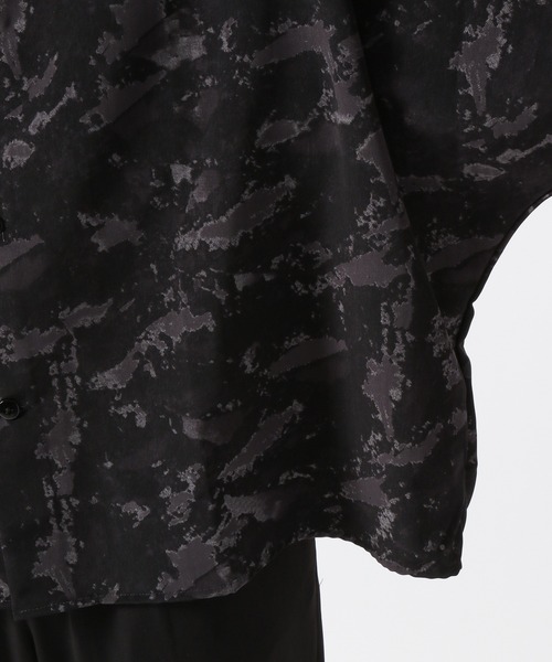 HARE(ハレ)の「ドルマンアブストラクトシャツ(HARE)(シャツ/ブラウス・メンズ・ブラック/パープル/オフホワイト・SMALL/MEDIUM)」の7枚目の写真