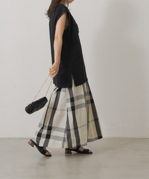 Shelly island(シェリーアイランド)の「【着映えを叶える】大柄チェックロングスカート(スカート・レディース・ホワイト・FREE)」の6枚目の写真