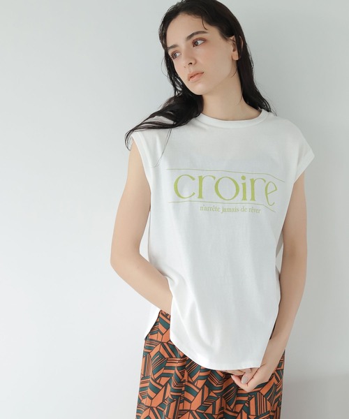 LAKOLE（ラコレ）の「BIGロゴスリーブレスTシャツ / 299131（Tシャツ/カットソー・レディース・ブラック/オフホワイト/ベージュ・SMALL/MEDIUM）」の2枚目の写真