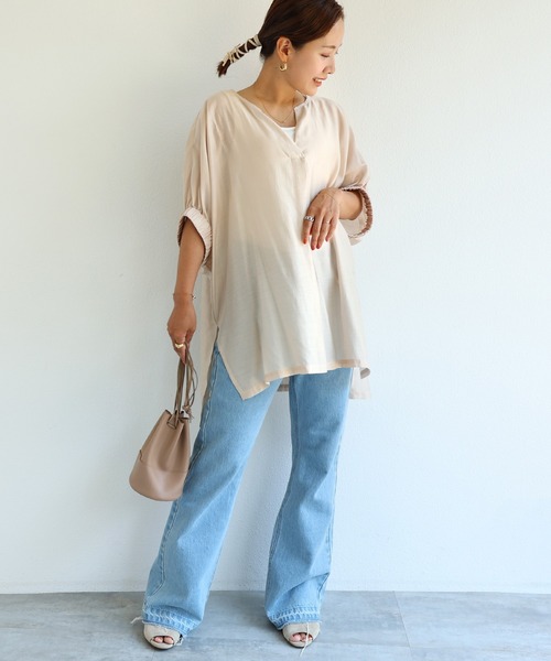 andme（アンドミー）の「裾フリンジデニムフレアパンツ（デニムパンツ・レディース・ブラック/サックスブルー/ブルー・M/L）」の7枚目の写真