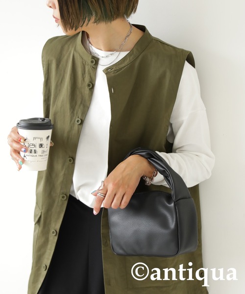 antiqua（アンティカ）の「サイドボタンベスト（ベスト・レディース・ブラック/ベージュ/カーキ・FREE）」の3枚目の写真