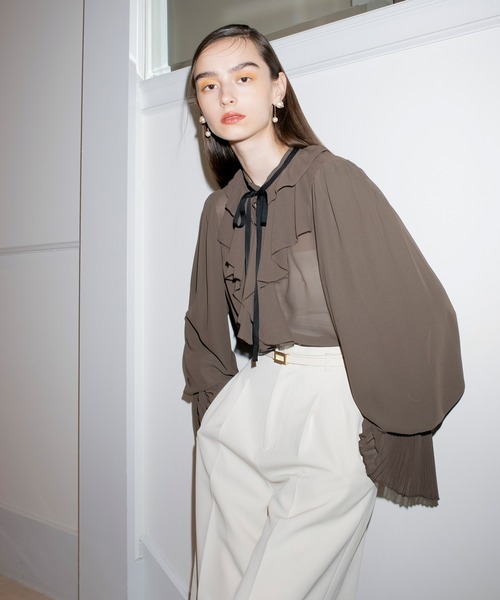 EIMY ISTOIRE（エイミーイストワール）の「ハイウエストセンタープレスワイドパンツ（その他パンツ・レディース・ブラック/ベージュ/ピンク/イエロー/ブルー/アイボリー・S/M/XS）」の12枚目の写真