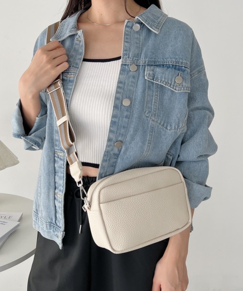 MYMOOD.（マイムード）の「square leather shoulder bag／PUスクエアミニショルダーバッグ（ショルダーバッグ・レディース・ブラック/アイボリー/グレイッシュベージュ/ダークブラウン/レッド・FREE）」の19枚目の写真