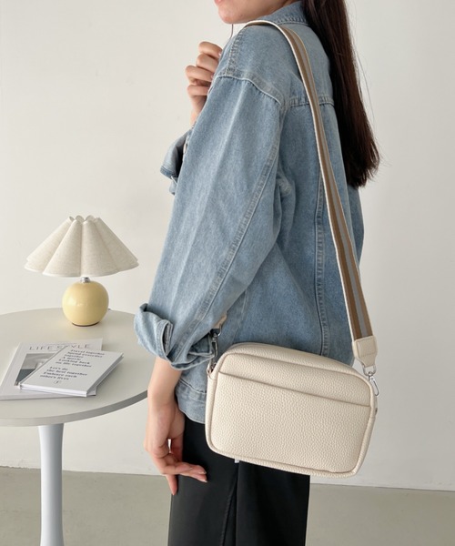 【LOOKPLE】SOMEWHERE MINI SHOULDER BAG ミニショルダーバッグ セール】square leather shoulder bag／PUスクエアミニ