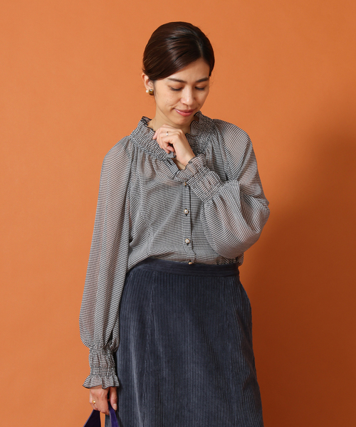IENA LA BOUCLE 楊柳ボウタイブラウス 売り切りセール！IENA LA BOUCLE 楊柳ボウタイブラウス - メルカリ