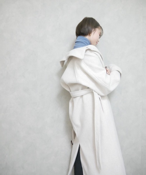 Reurie'（レウリィ）の「ステンカラーロングコート（ステンカラーコート・レディース・アイボリー・FREE）」の4枚目の写真