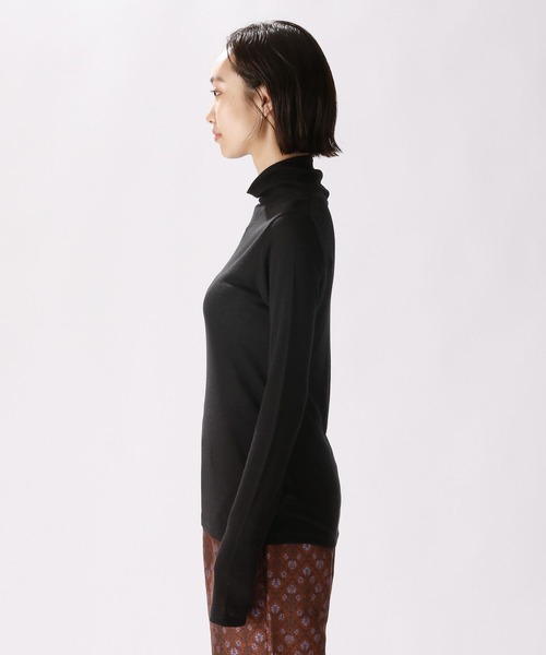 niko and...（ニコアンド）の「テンセル混シアータートルプルオーバー（Tシャツ/カットソー・レディース・ブラック/オフホワイト/オレンジ/ブルー/グリーン・MEDIUM/LARGE）」の12枚目の写真