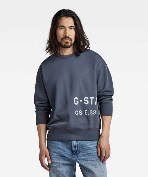 G-STAR（ジースター）の「MULTI GRAPHIC OVERSIZED SWEATER/オーバーサイズミリタリーステンシルロゴスウェット（スウェット・メンズ・ブルー系その他/ダークグリーン/ダークブラック・X-SMALL/SMALL/MEDIUM/LARGE/X-LARGE）」の3枚目の写真