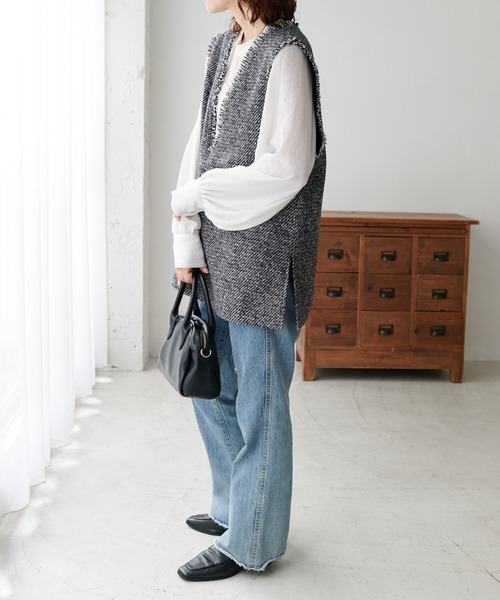 ツィード深Vベスト