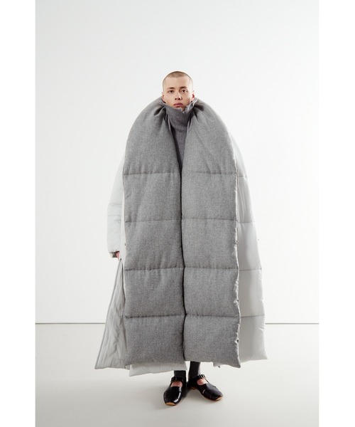 HED MAYNER（ヘドメイナー）の「DESTROYED ASYMETRIC TURTLENECK SCARF