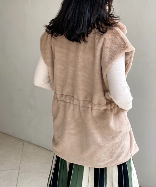 StyleSea（スタイルシー）の「ファーベスト（ベスト・レディース・ホワイト/ベージュ・FREE）」の14枚目の写真