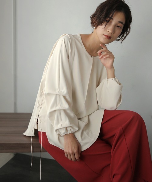 Bou Jeloud(ブージュルード)の「袖コンシャスチュニック(シャツ/ブラウス・レディース・オフホワイト/チャコールグレー・38)」の18枚目の写真