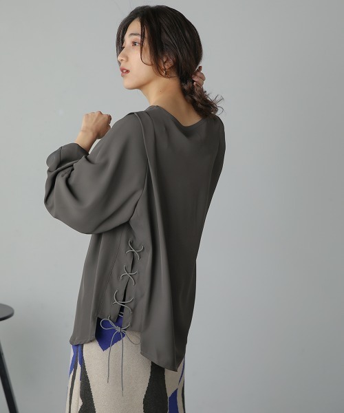 Bou Jeloud(ブージュルード)の「袖コンシャスチュニック(シャツ/ブラウス・レディース・オフホワイト/チャコールグレー・38)」の7枚目の写真