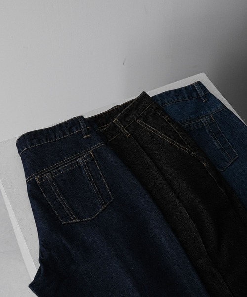 Couleur Meler（クルールメリー）の「Couleur Meler sakasa　tuck flare wide denim（デニムパンツ・メンズ・ブルー/ブラック/ネイビー・MEDIUM/LARGE）」の22枚目の写真