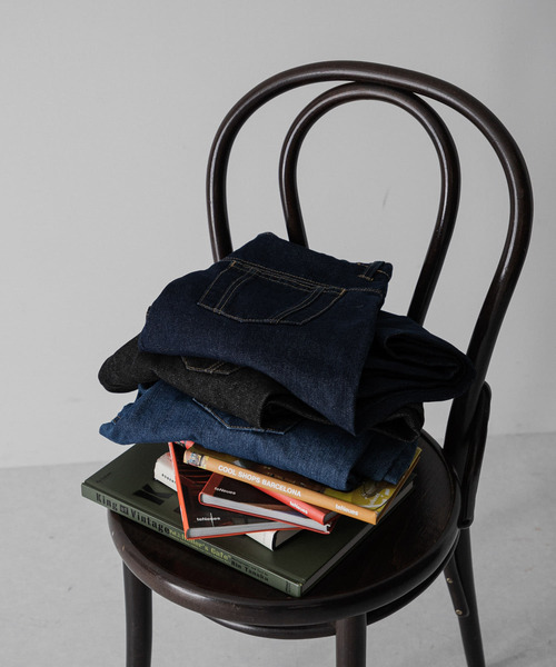 Couleur Meler（クルールメリー）の「Couleur Meler sakasa　tuck flare wide denim（デニムパンツ・メンズ・ブルー/ブラック/ネイビー・MEDIUM/LARGE）」の18枚目の写真